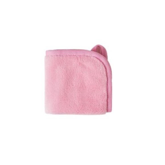 pmd Beauty Silverpure Makeup Removing Cloth - Picture 4 of 4